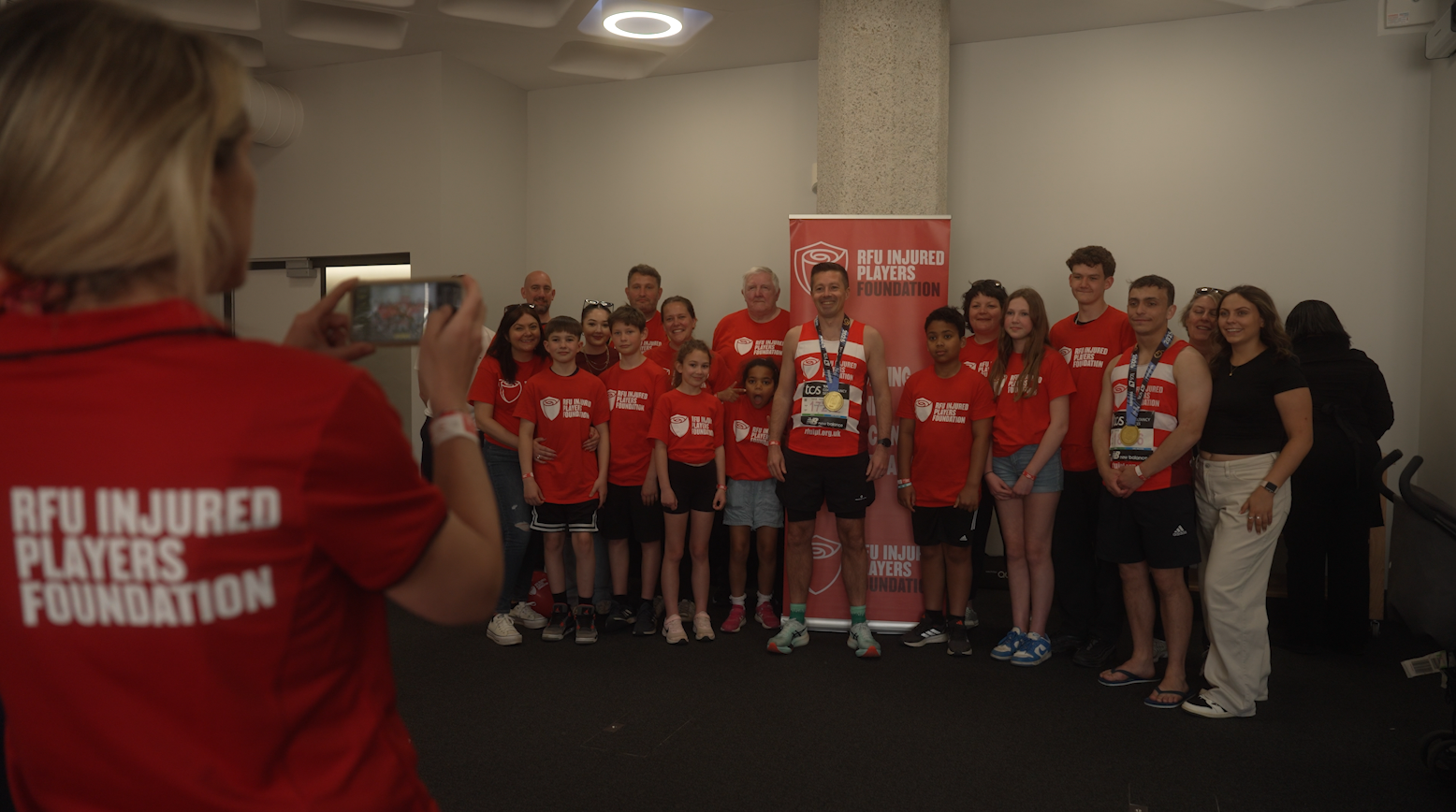 Rugby community tackles London Marathon for the IPF 